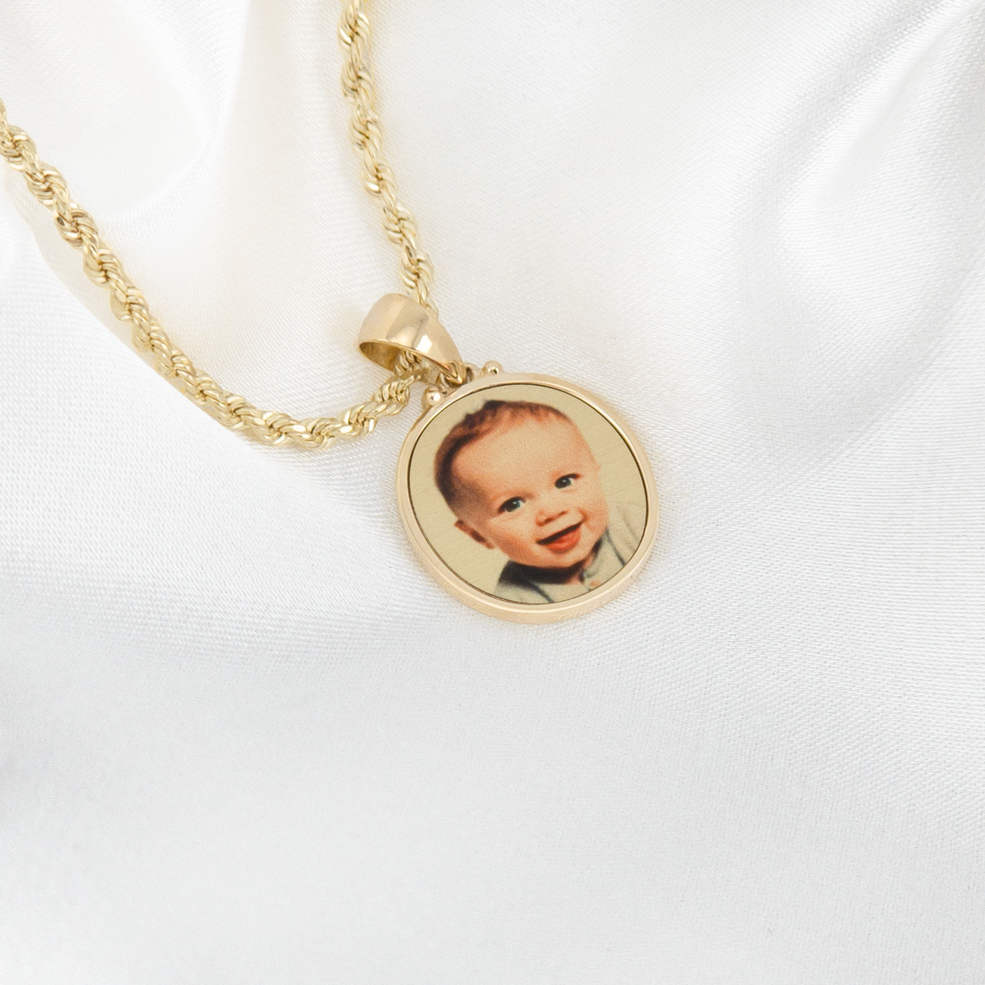 Photo Pendant | Small Oval Plain Design • 10K 14K Solid Gold or White Silver