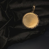 Round Gold Picture Pendant